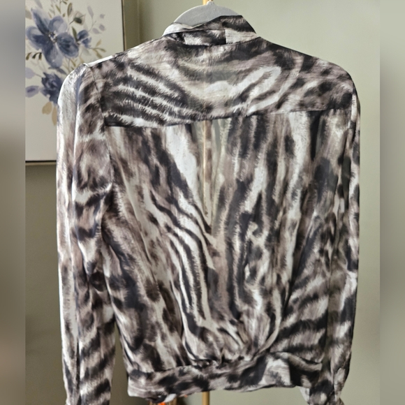 Jennifer Lopez Blouse sz Medium - Picture 6 of 6